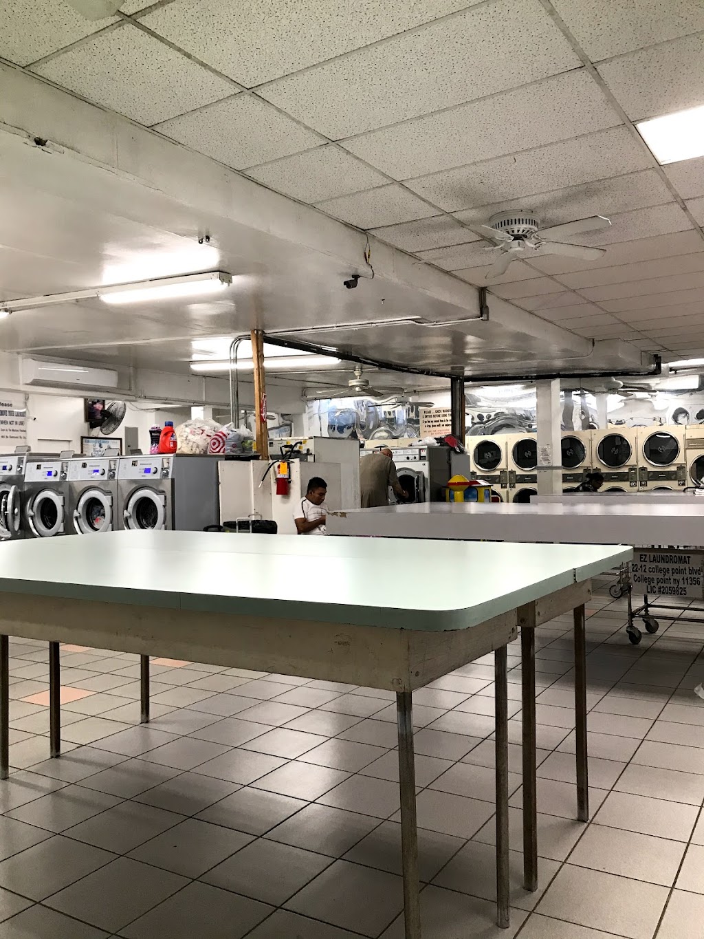 E-Z Laundromat | 2212 College Point Blvd, Queens, NY 11356, USA | Phone: (718) 762-8770