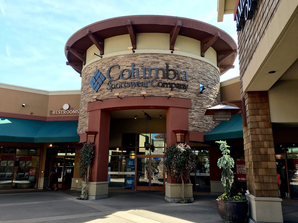 Columbia Factory Store | 1001 N Arney Rd #112, Woodburn, OR 97071, USA | Phone: (503) 981-4886