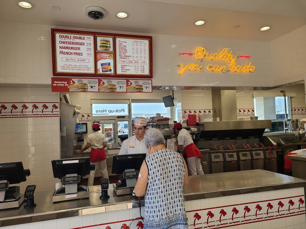 In-N-Out Burger | 22410 Van Buren Boulevard, Riverside, CA 92518, USA | Phone: (800) 786-1000