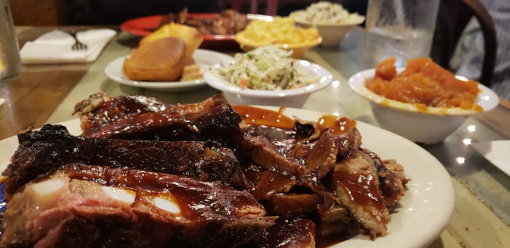 Everett & Jones BBQ | 4245 MacArthur Blvd, Oakland, CA 94619, USA | Phone: (510) 698-4340