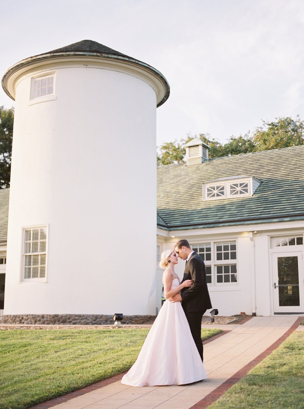 The Barn at Reynolda Village | 106 Reynolda Village, Winston-Salem, NC 27106, USA | Phone: (336) 758-2276