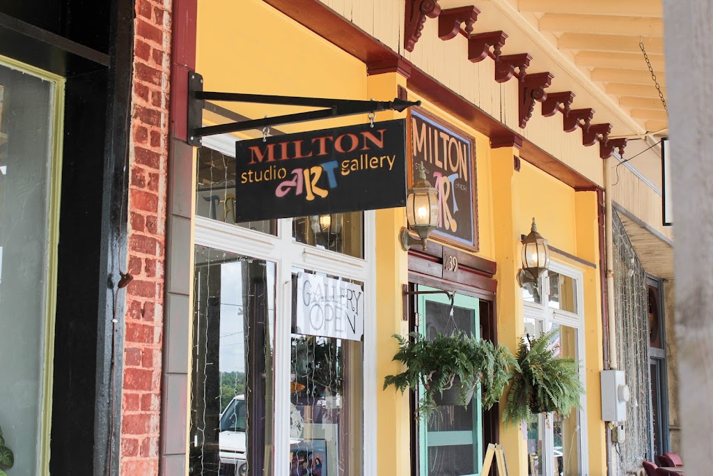 Milton Studio Art Gallery | 239 Broad St, Milton, NC 27305, USA | Phone: (434) 713-1783