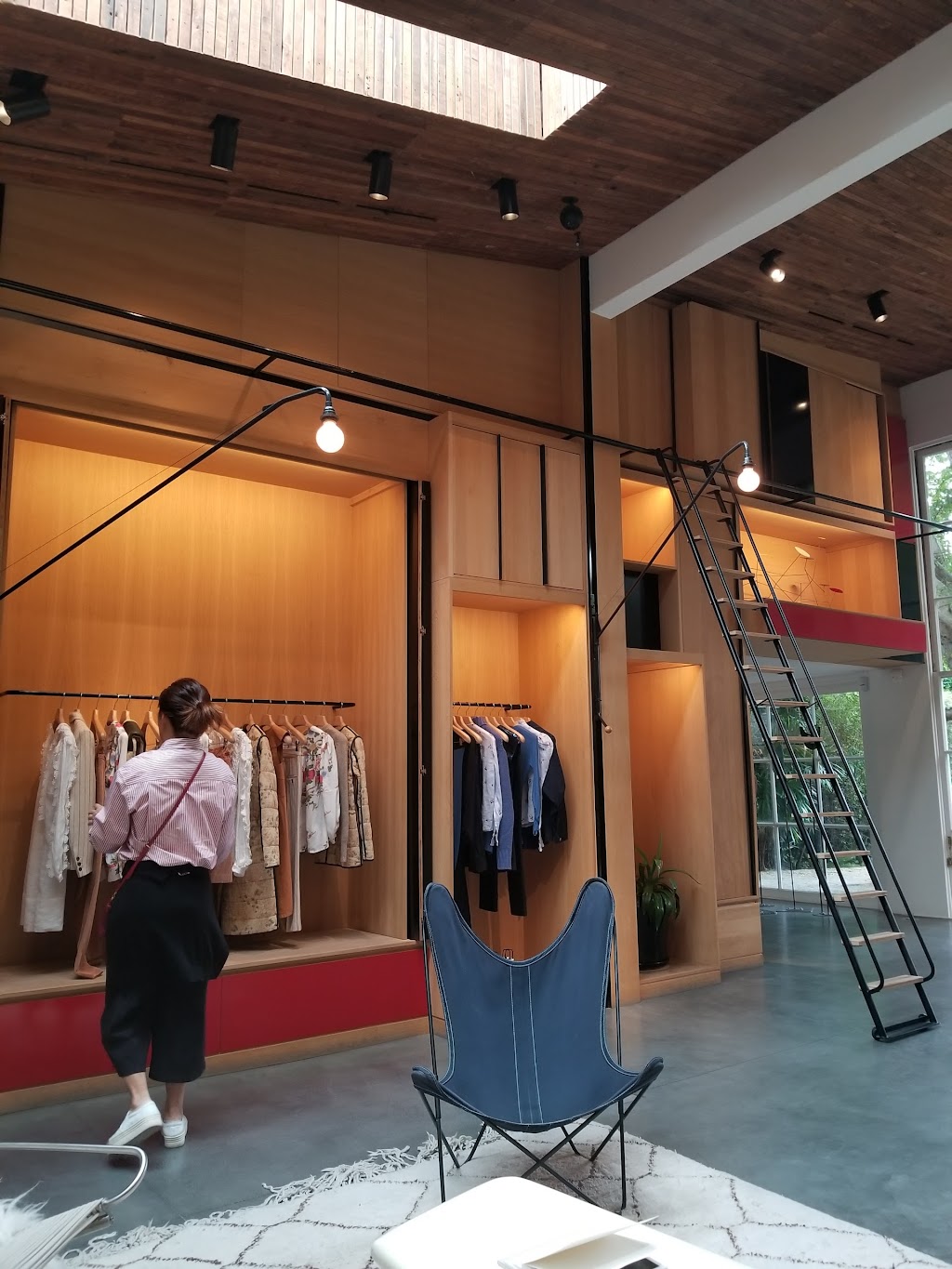 Isabel Marant | 8454 Melrose Pl, Los Angeles, CA 90069, USA | Phone: (323) 651-1493