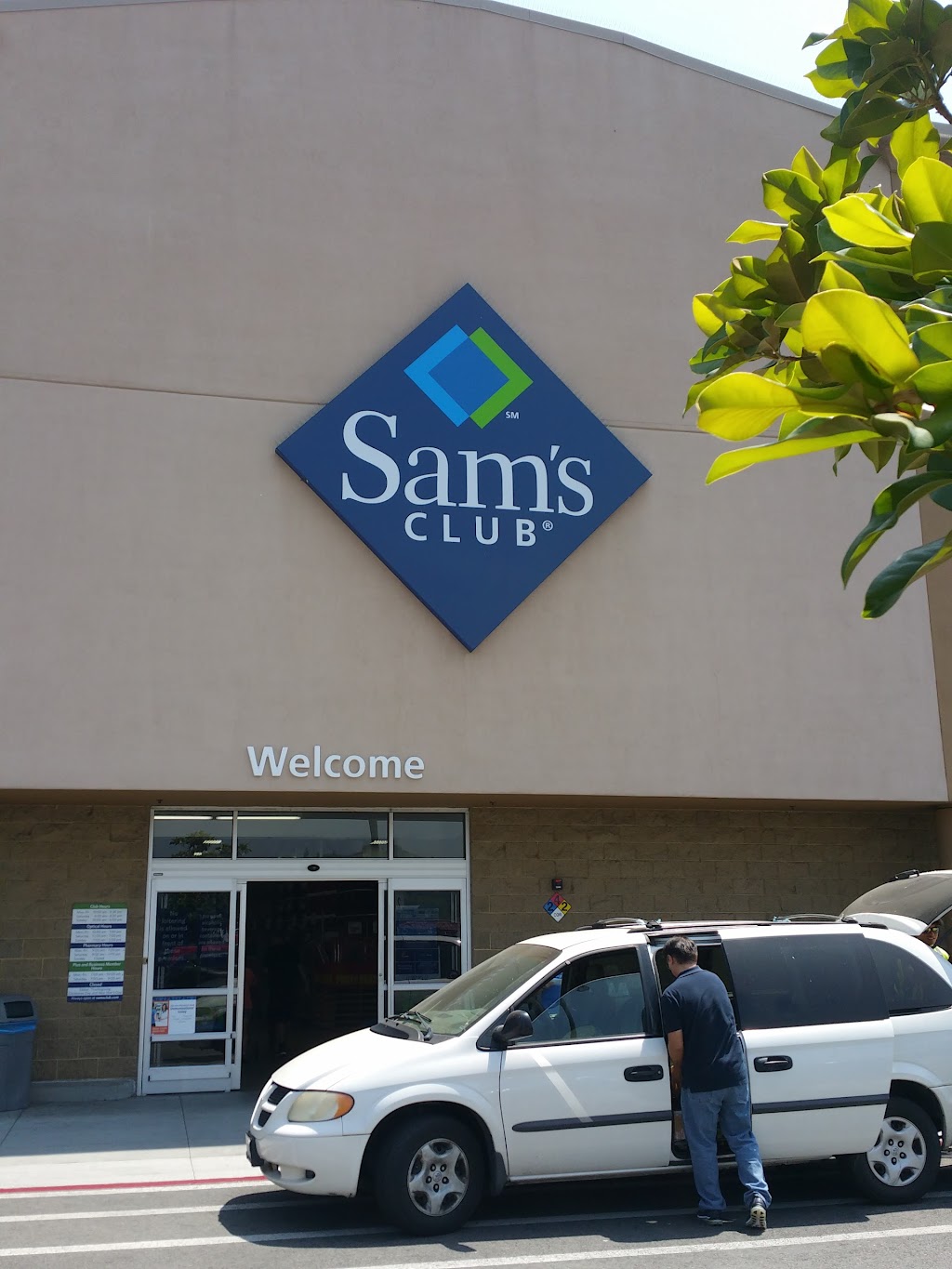 Sam's Club - 1301 S Lone Hill Ave, Glendora, CA 91740
