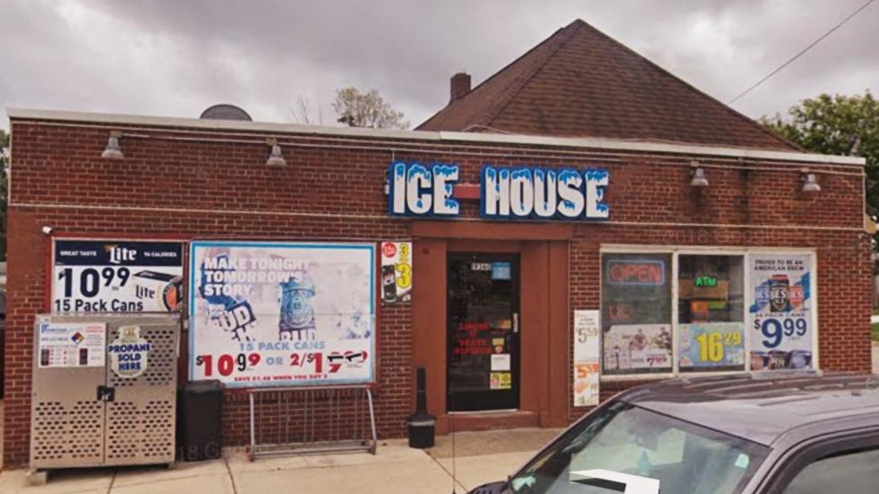 Ice House Party Stop | 19360 Martin Rd, Roseville, MI 48066, USA | Phone: (586) 775-2234