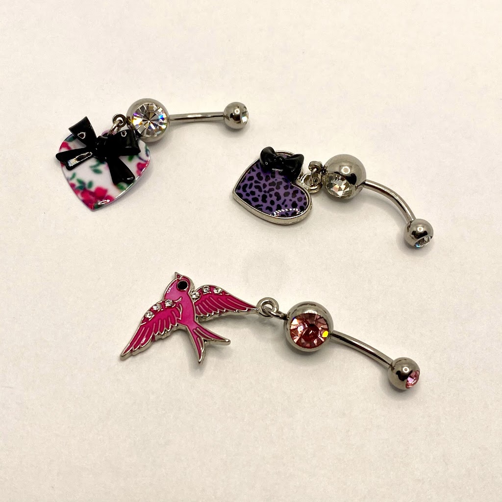 Purple Dot Piercings and Gifts | 119 N Main St, Louisburg, NC 27549, USA | Phone: (919) 766-0318