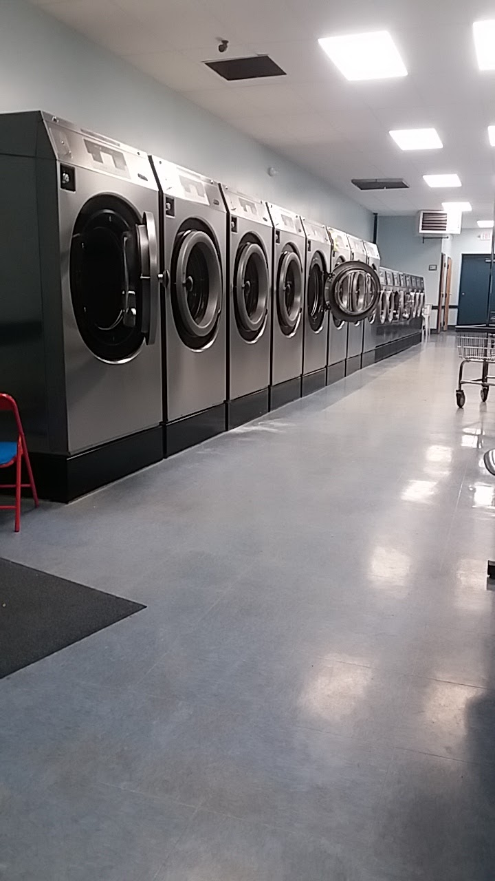 Olmsted Laundromat | Town and Country Villa Shopping Center, 7092 Columbia Rd, Olmsted Township, OH 44138, USA | Phone: (440) 793-6755