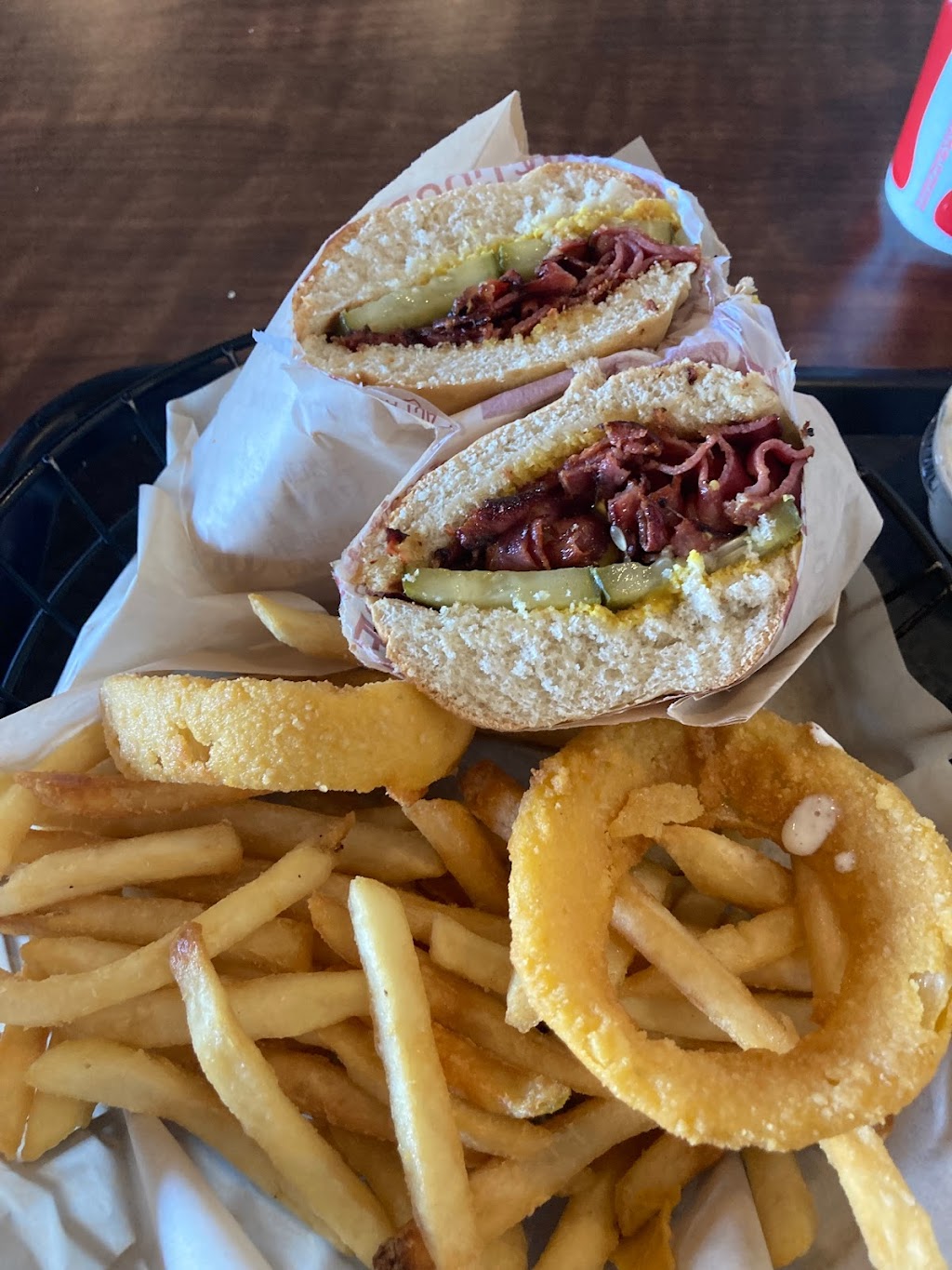 The Hitch Burger Grill - Upland | 2420 W Arrow Route Ste D, Upland, CA 91786, USA | Phone: (909) 303-3010