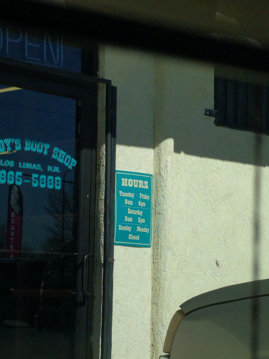 Andys Boot Shop | 1910 Main St NE, Los Lunas, NM 87031, USA | Phone: (505) 865-5888