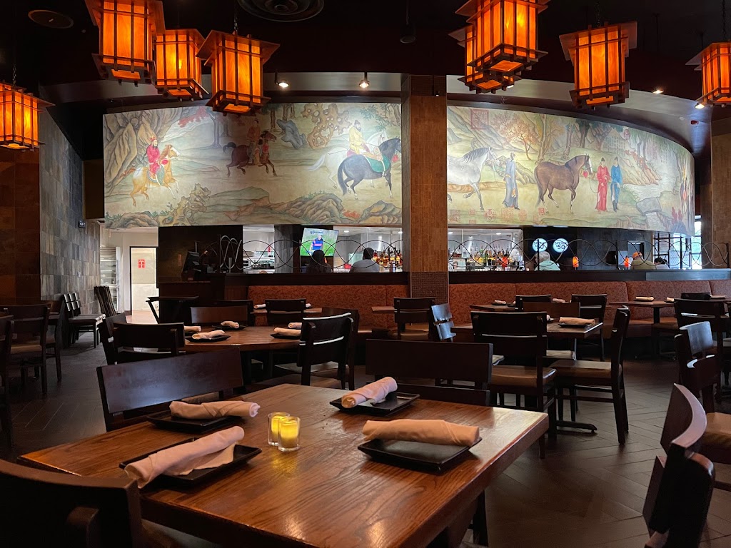 P.F. Changs | 131 Colonie Center #305, Albany, NY 12205, USA | Phone: (518) 454-0040