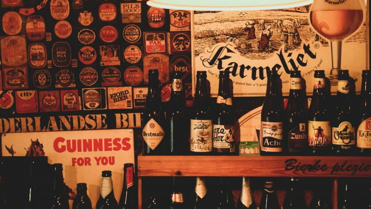 Cafe Gollem Raamsteeg | Raamsteeg 4, 1012 VZ Amsterdam, Netherlands | Phone: 020 612 9444