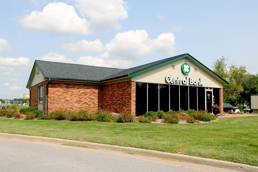 Central Bank | 302 W Main St, Smithville, MO 64089, USA | Phone: (816) 532-9200