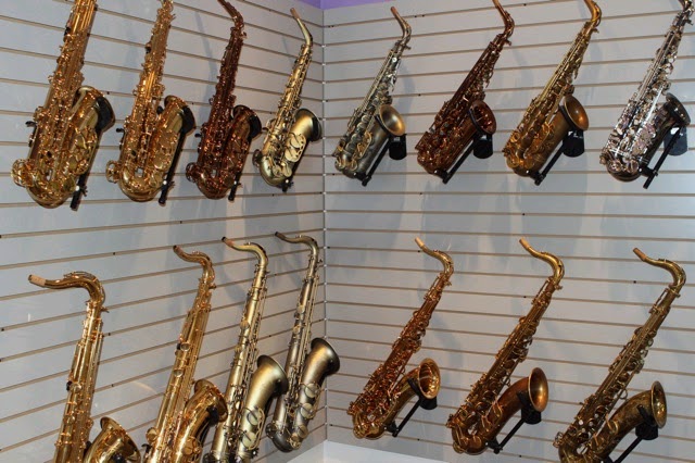 Nick Rail Music | 25868 McBean Pkwy, Valencia, CA 91355, USA | Phone: (661) 288-2345