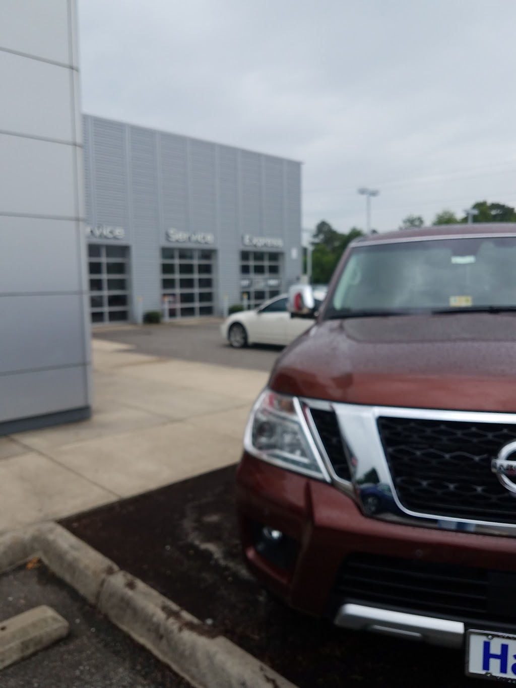 Hall Nissan Chesapeake | 3417 Western Branch Blvd, Chesapeake, VA 23321, USA | Phone: (877) 475-0728