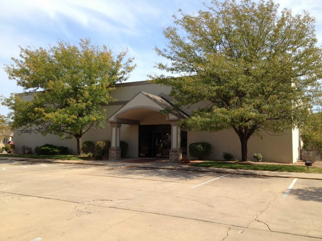 Tanglewood Family Medical Center | 606 N Mulberry Rd, Derby, KS 67037, USA | Phone: (316) 788-3787