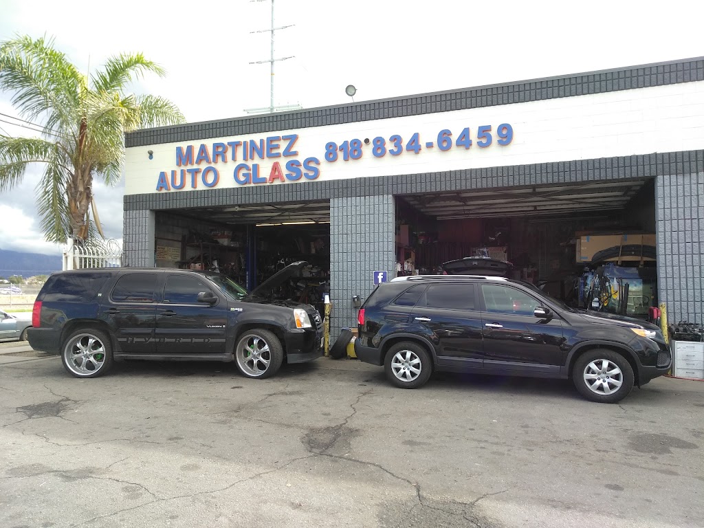 Martinez Auto Glass & Auto Repair | 10365 San Fernando Rd A-B, Pacoima, CA 91331, USA | Phone: (818) 834-6459