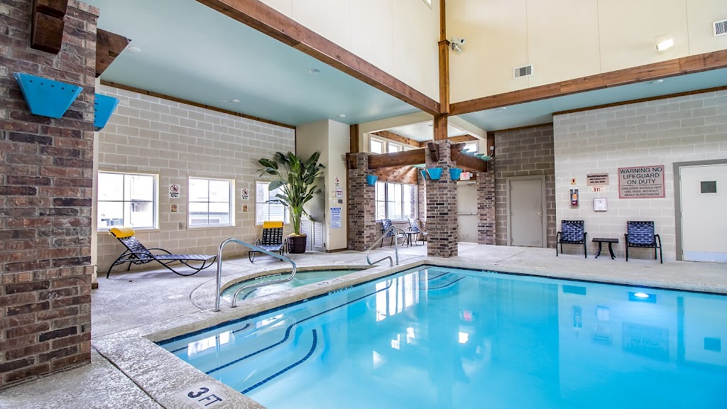 Woodhill Apartments | 1408 Teasley Ln, Denton, TX 76205, USA | Phone: (940) 565-8006