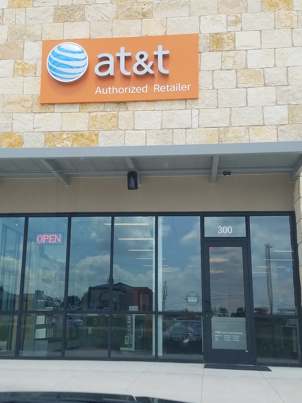 AT&T Store | 11300 US-290 #300, Manor, TX 78653, USA | Phone: (512) 213-1558