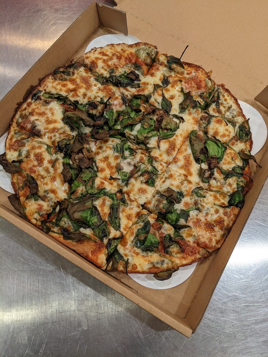 Fresh Brothers Pizza | 4751 Commons Way, Calabasas, CA 91302, USA | Phone: (818) 225-7555