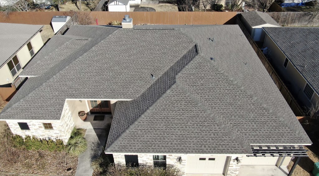 Hometown Roofing & Restoration | 1252-2 N Main St, Boerne, TX 78006, USA | Phone: (830) 428-2820