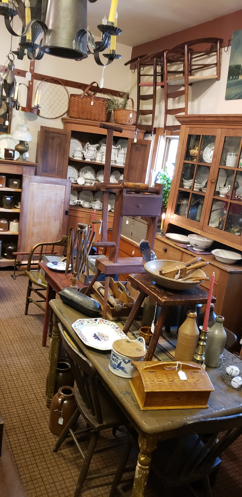 William Hromy Antiques | 5958 Ridge Rd, Wadsworth, OH 44281, USA | Phone: (330) 239-1409