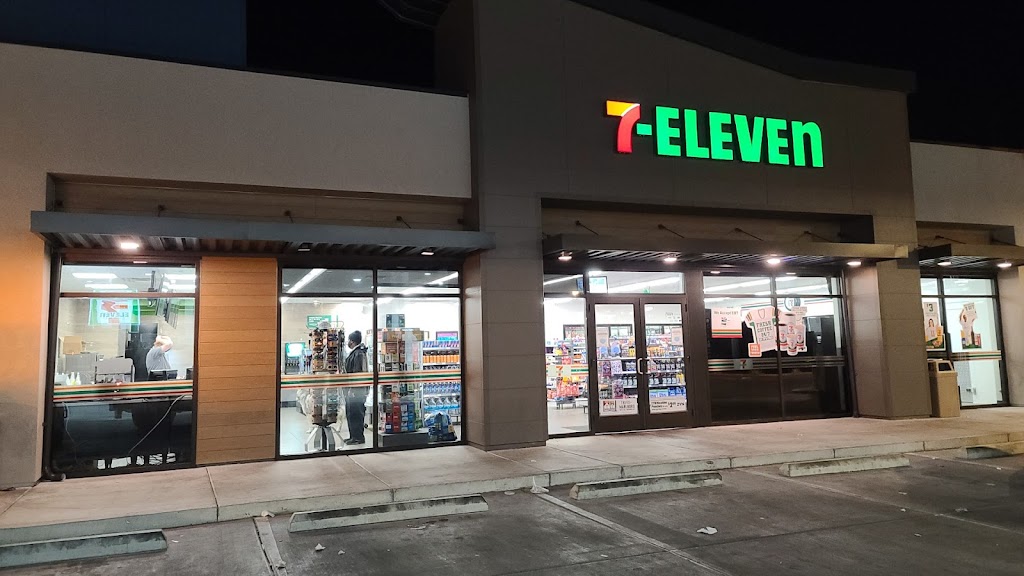 7-Eleven | 4395 Las Vegas Blvd N, Las Vegas, NV 89115, USA | Phone: (702) 202-3598