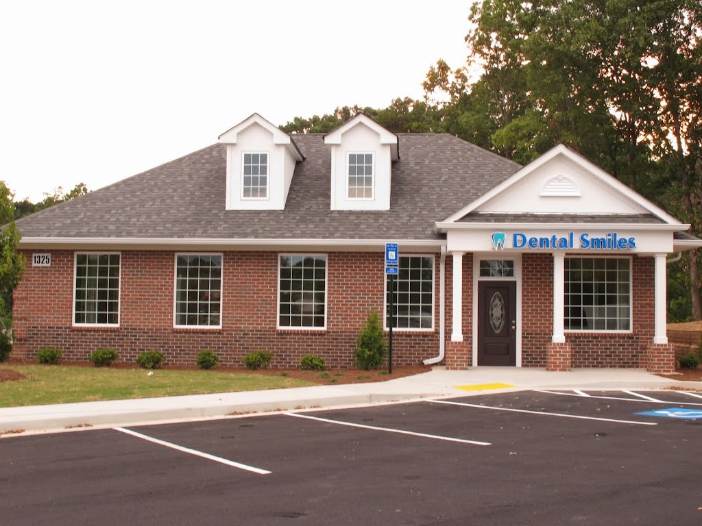 Dental Smiles At Dacula | 1325 Auburn Rd, Dacula, GA 30019 | Phone: (678) 495-9500