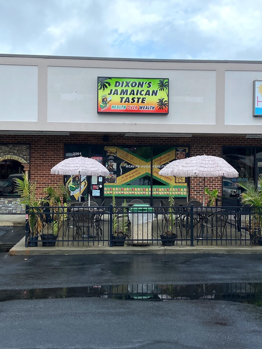 Dixon’s Jamaican Taste | 3261 S Church St, Burlington, NC 27215, USA | Phone: (336) 567-5332