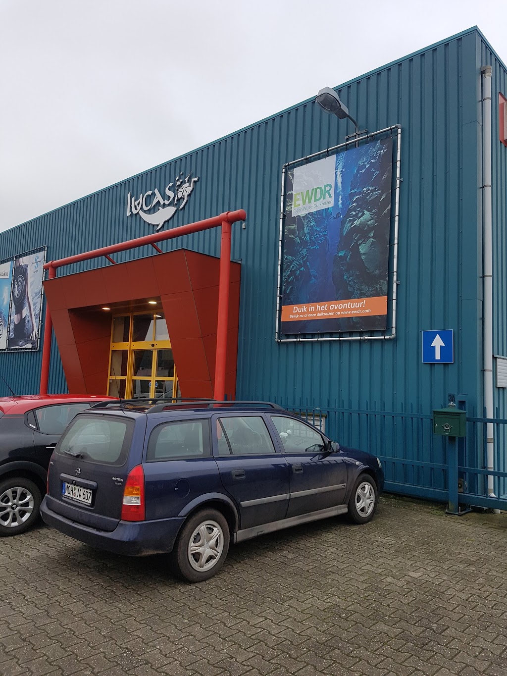 Lucas Dive Store | Bedrijvenweg 3A, 7442 CX Nijverdal, Netherlands | Phone: 0548 615 106