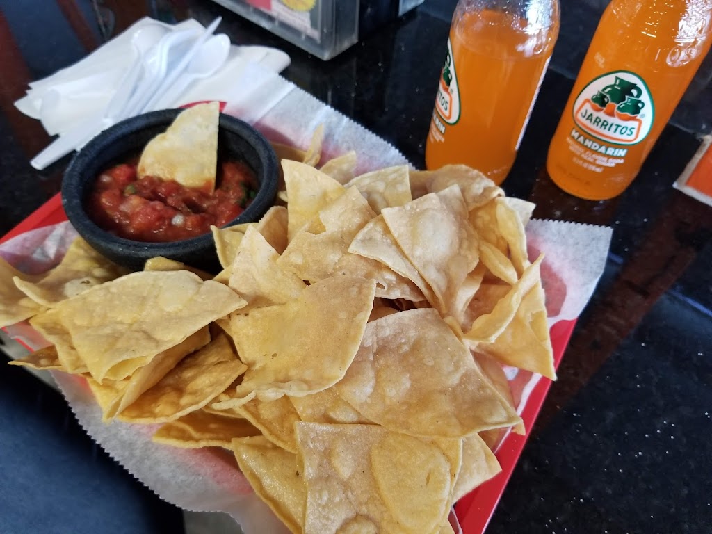 El Primo Taqueria | 1111 Manatee Ave E, Bradenton, FL 34208, USA | Phone: (941) 744-9299