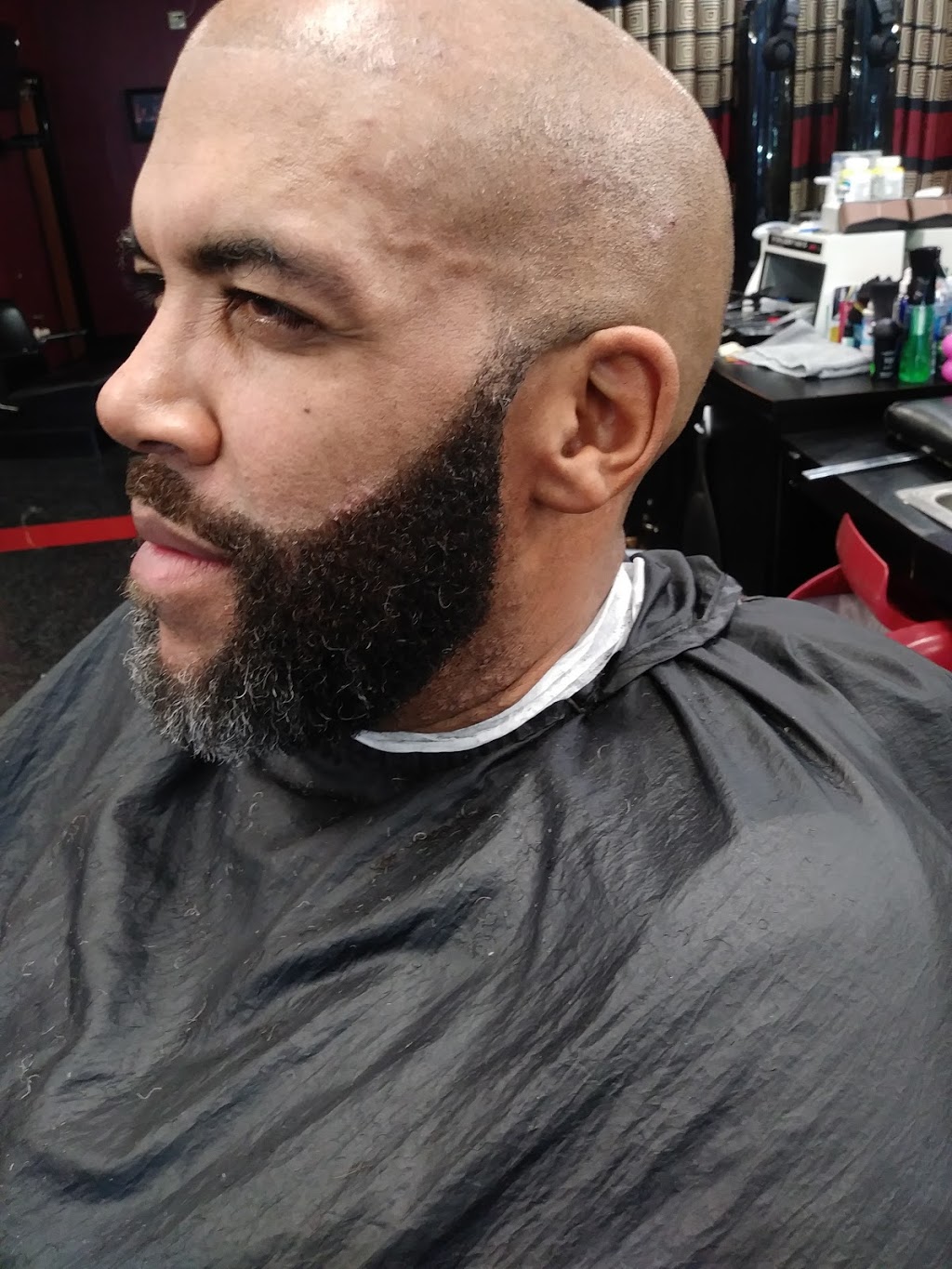 Platinum Blades Barber and Beauty Shop | 6200 Knight Arnold Rd Suite 109, Memphis, TN 38115, USA | Phone: (901) 425-4298