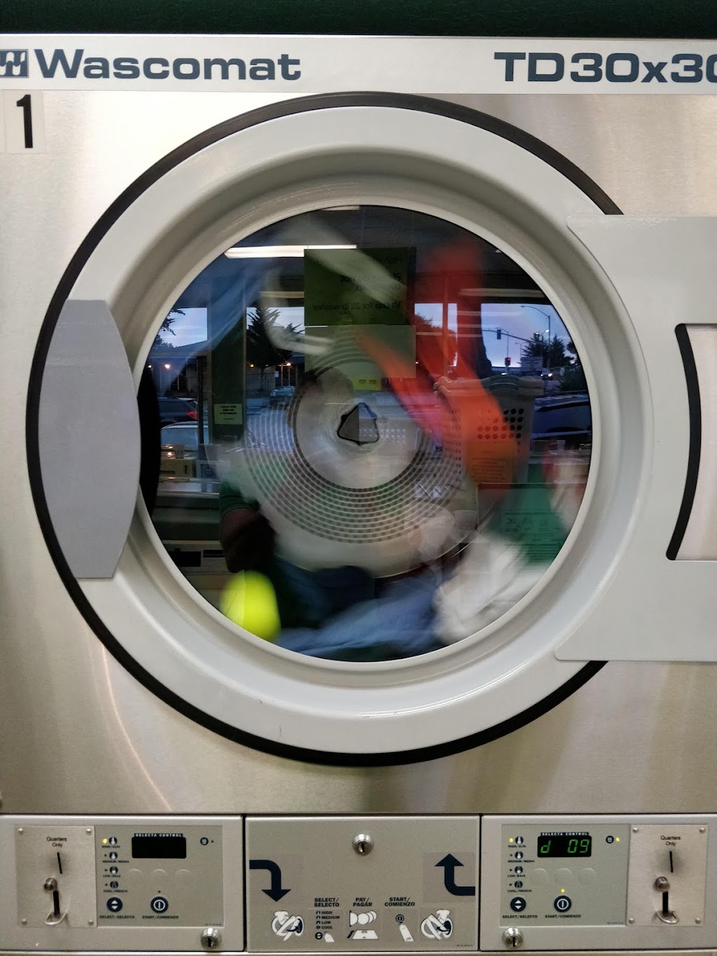 Sudz Laundrette | 7887 Soquel Dr, Aptos, CA 95003, USA | Phone: (831) 688-7839