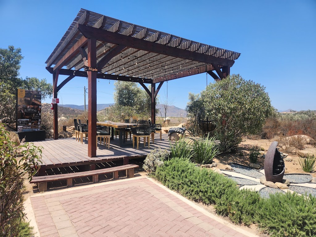 Salvia Blanca Cocina | Calle Merlot Parcela 325 Ejido El Porvenir, 22755 Francisco Zarco, B.C., Mexico | Phone: 646 103 4041