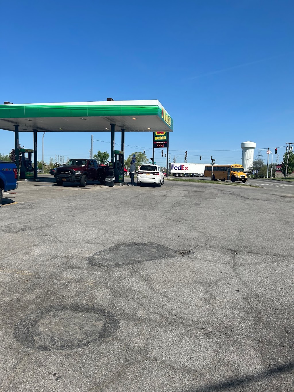 Red Apple Food Mart | 2209 Colvin Blvd, Tonawanda, NY 14150, USA | Phone: (716) 832-7878