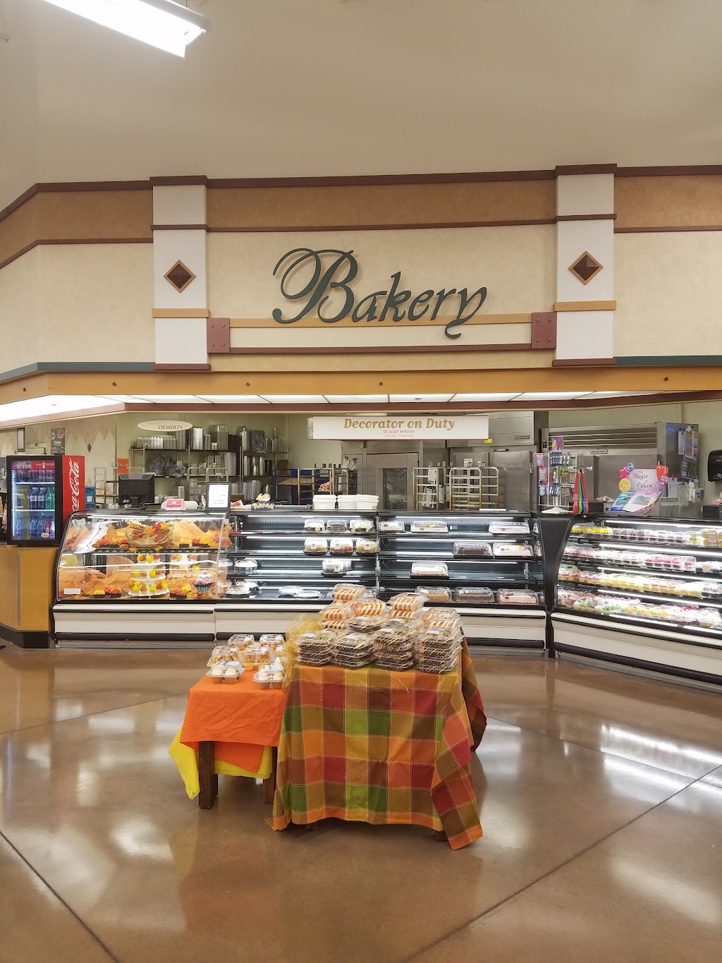 Kroger Bakery | 200 E Brannon Rd, Nicholasville, KY 40356, USA | Phone: (859) 971-4300