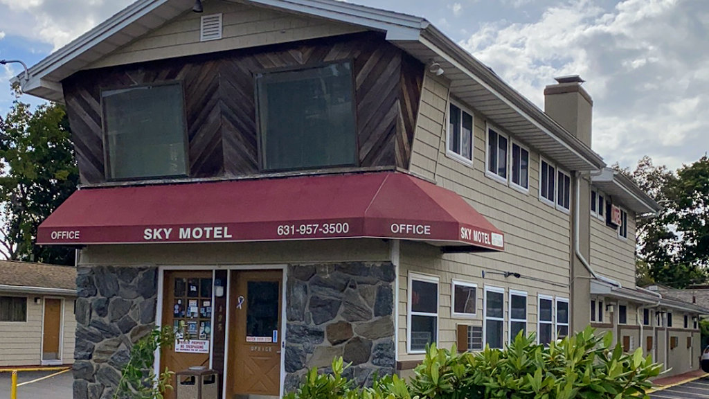 Sky Motel | 125 3rd Ave, Lindenhurst, NY 11757, USA | Phone: (631) 957-3500