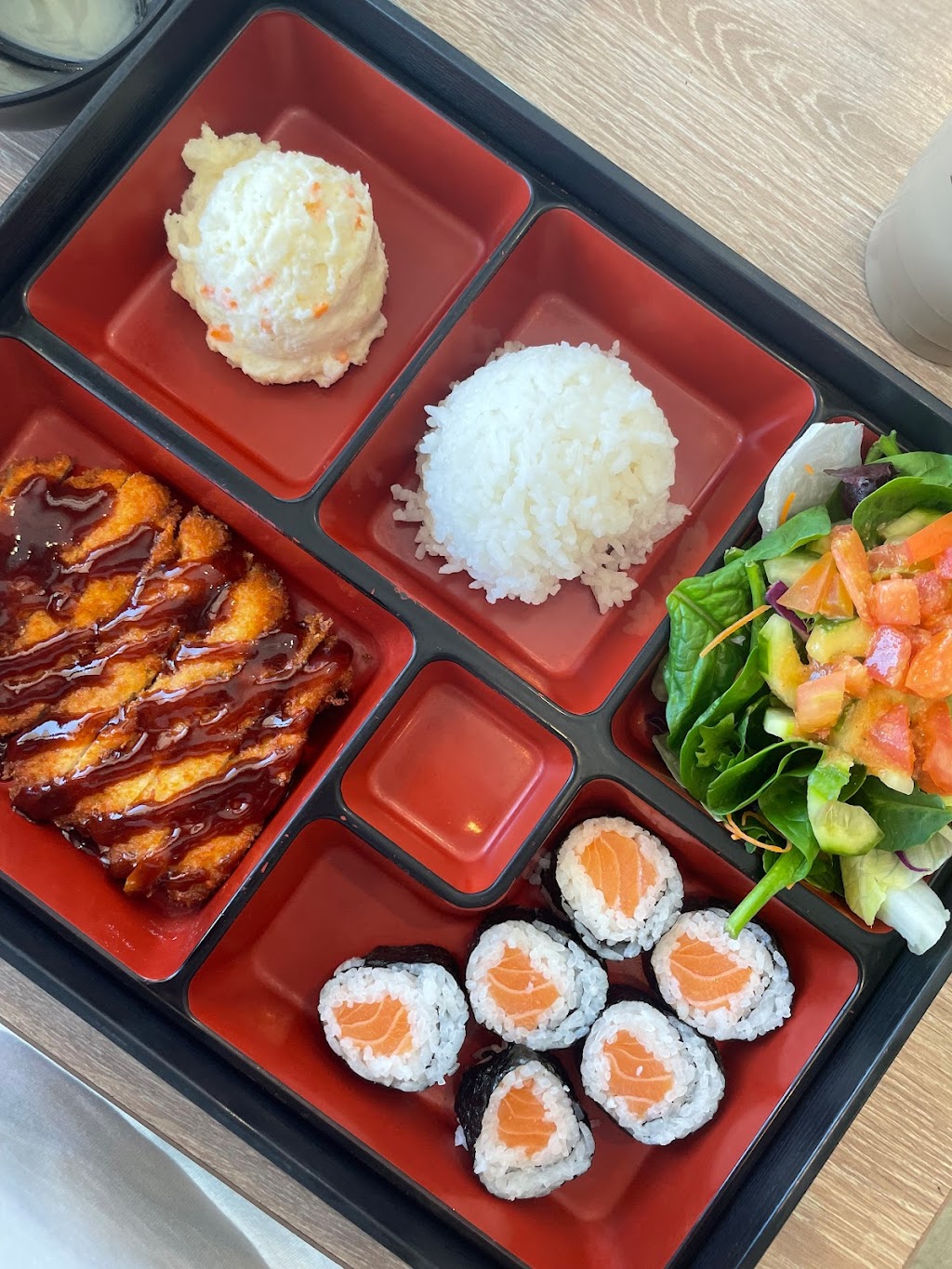 Tomi Sushi | 12740 Culver Blvd, Los Angeles, CA 90066, USA | Phone: (310) 823-8944