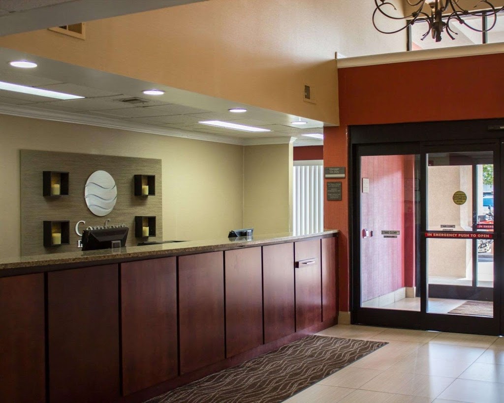 Comfort Inn & Suites Trussville I-59 Exit 141 | 4740 Norrell Dr, Trussville, AL 35173, USA | Phone: (205) 661-3636