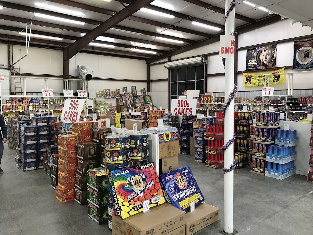 Nelsons Fireworks | 2768 I-30, Caddo Mills, TX 75135, USA | Phone: (214) 535-1739