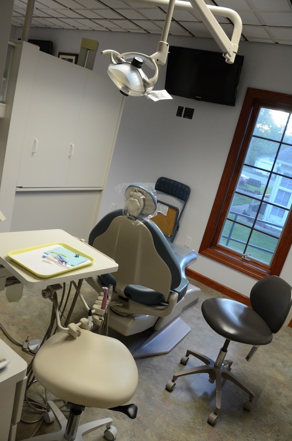 Scottsburg Dental Care | 214 E McClain Ave, Scottsburg, IN 47170 | Phone: (812) 752-5555