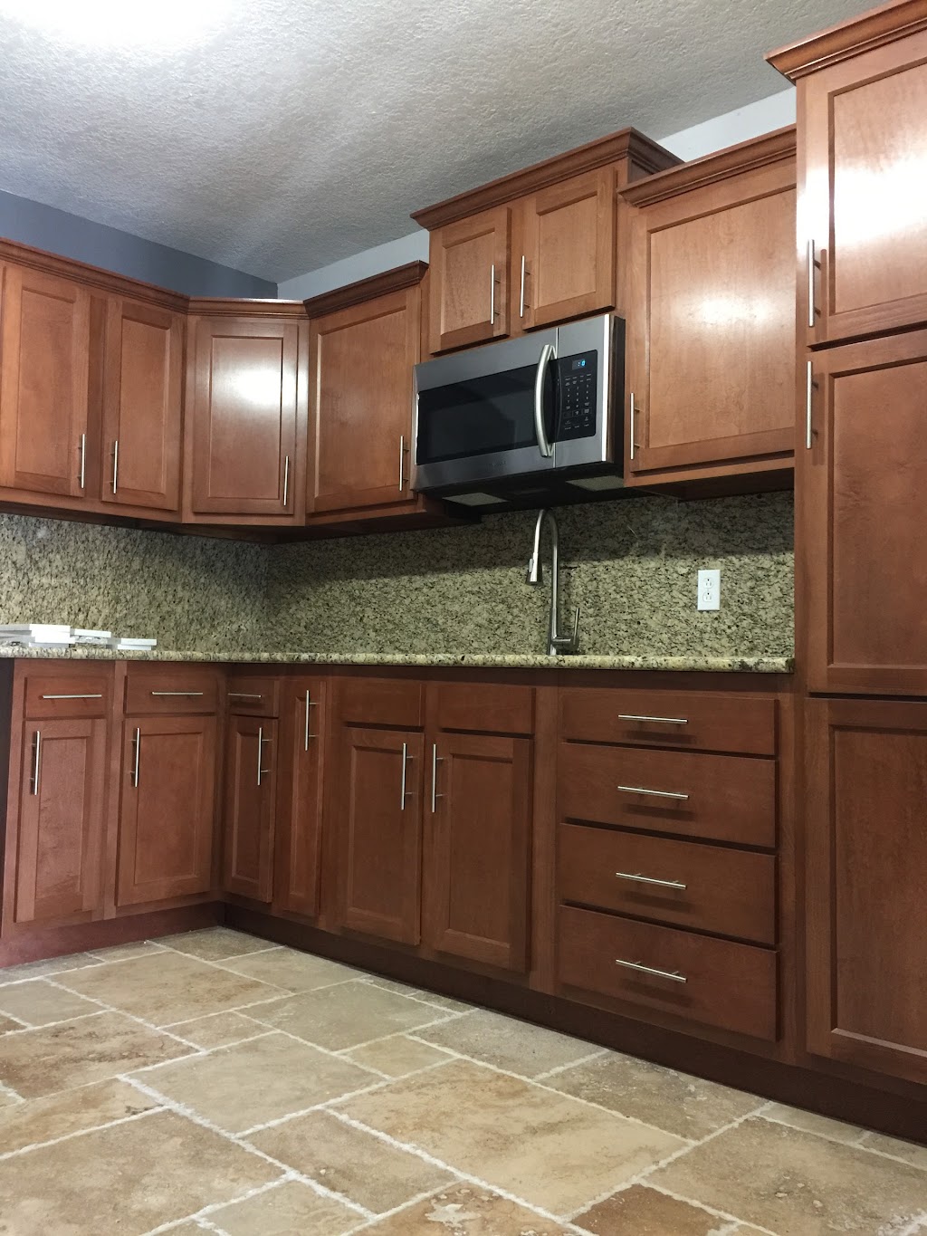 instyle cabinets llc | 8850 N Florida Ave, Tampa, FL 33604 | Phone: (813) 400-5092