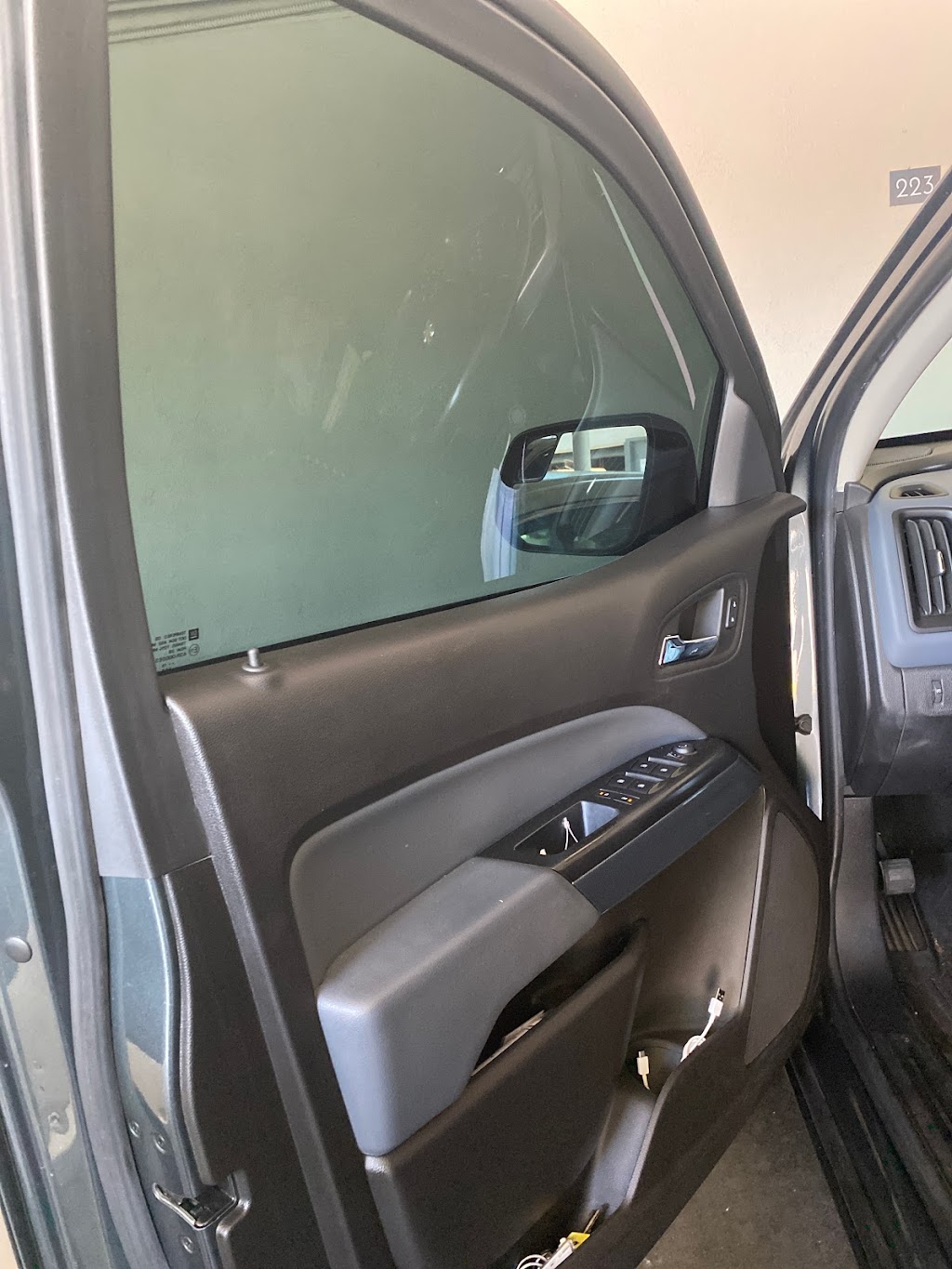 Nogales Auto Glass Tinting | 750 Nogales St Suite C, Walnut, CA 91789 | Phone: (626) 427-6959