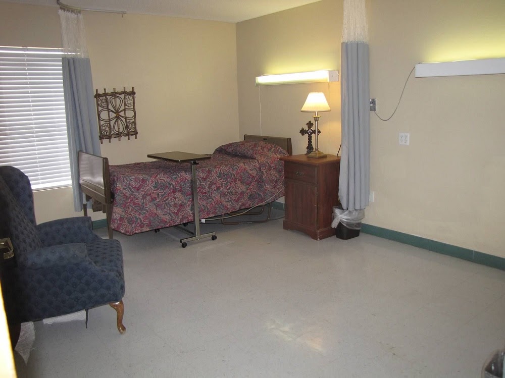 Regency Manor Nursing & Rehabilitation | 1615 11th St, Floresville, TX 78114 | Phone: (830) 216-7090