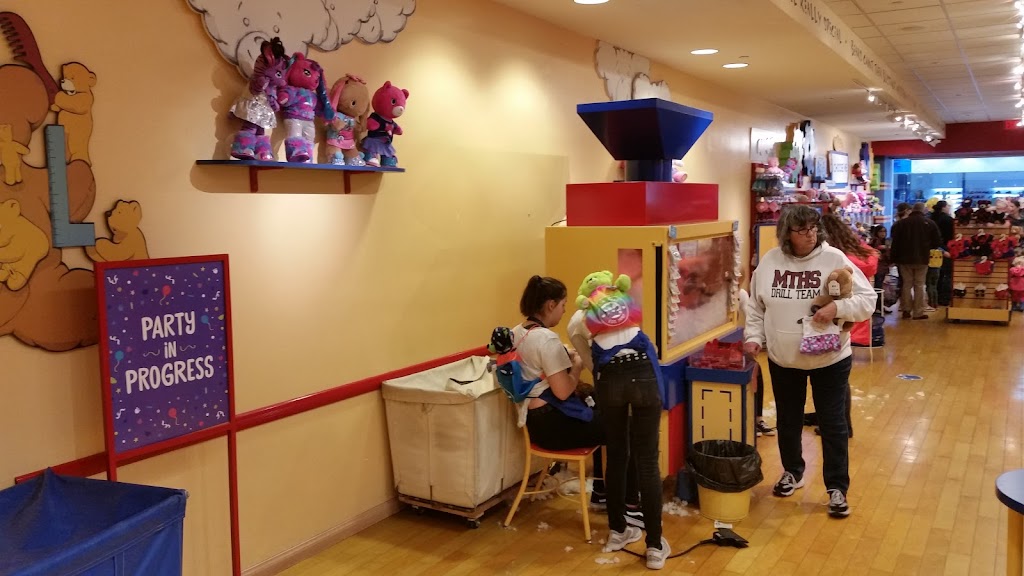 Build-A-Bear Workshop | 4502 S Steele St #410a, Tacoma, WA 98409, USA | Phone: (253) 671-2327