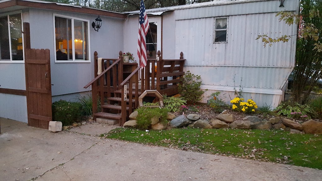 Robin Mobile Home Parks | 3218 OH-82, Mantua, OH 44255, USA | Phone: (330) 562-7527 Robin Mobile Home Parks | 3218 OH-82, Mantua, OH 44255, USA | Phone: (330) 562-7527