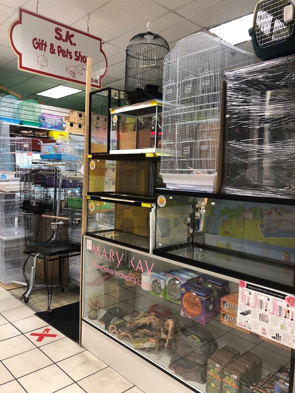 S &K Pet Shop Reptiles and Birds and supplies | 2560N Perris Boulevard, SuiteN3, Perris, CA 92571, USA | Phone: (951) 907-2457