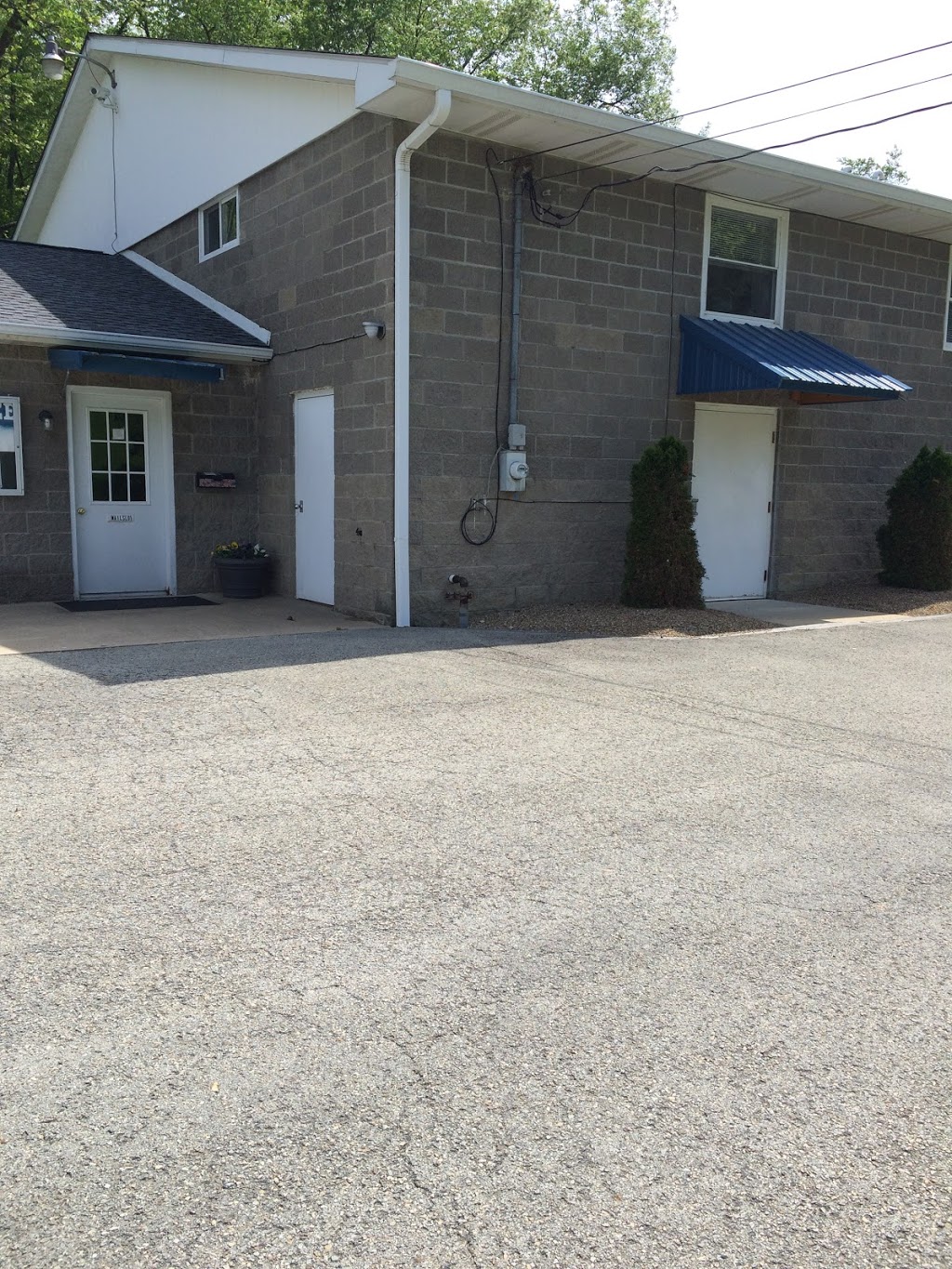 Rons Self Storage | 185 Moore Rd, Washington, PA 15301, USA | Phone: (724) 222-0872