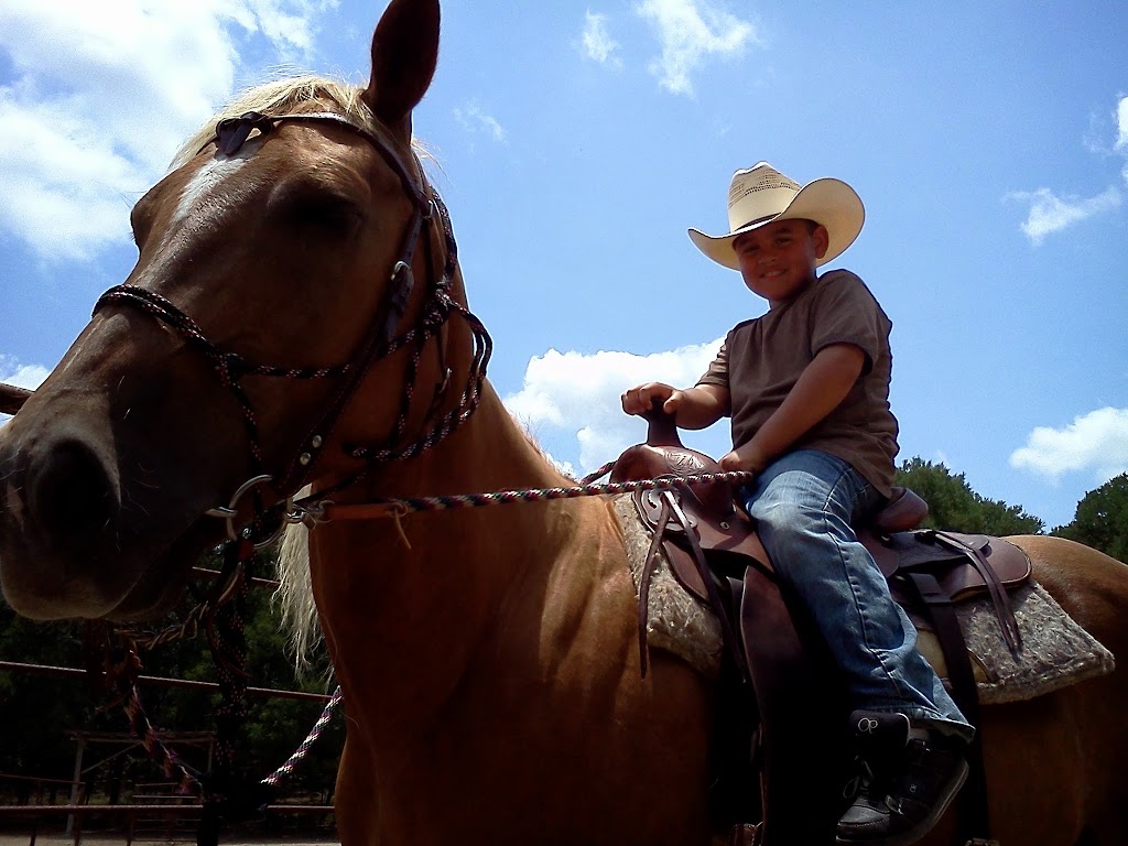 Pot O Gold Ranch | 115 Pot of Gold Ranch Rd E, Comfort, TX 78013, USA | Phone: (830) 995-2305