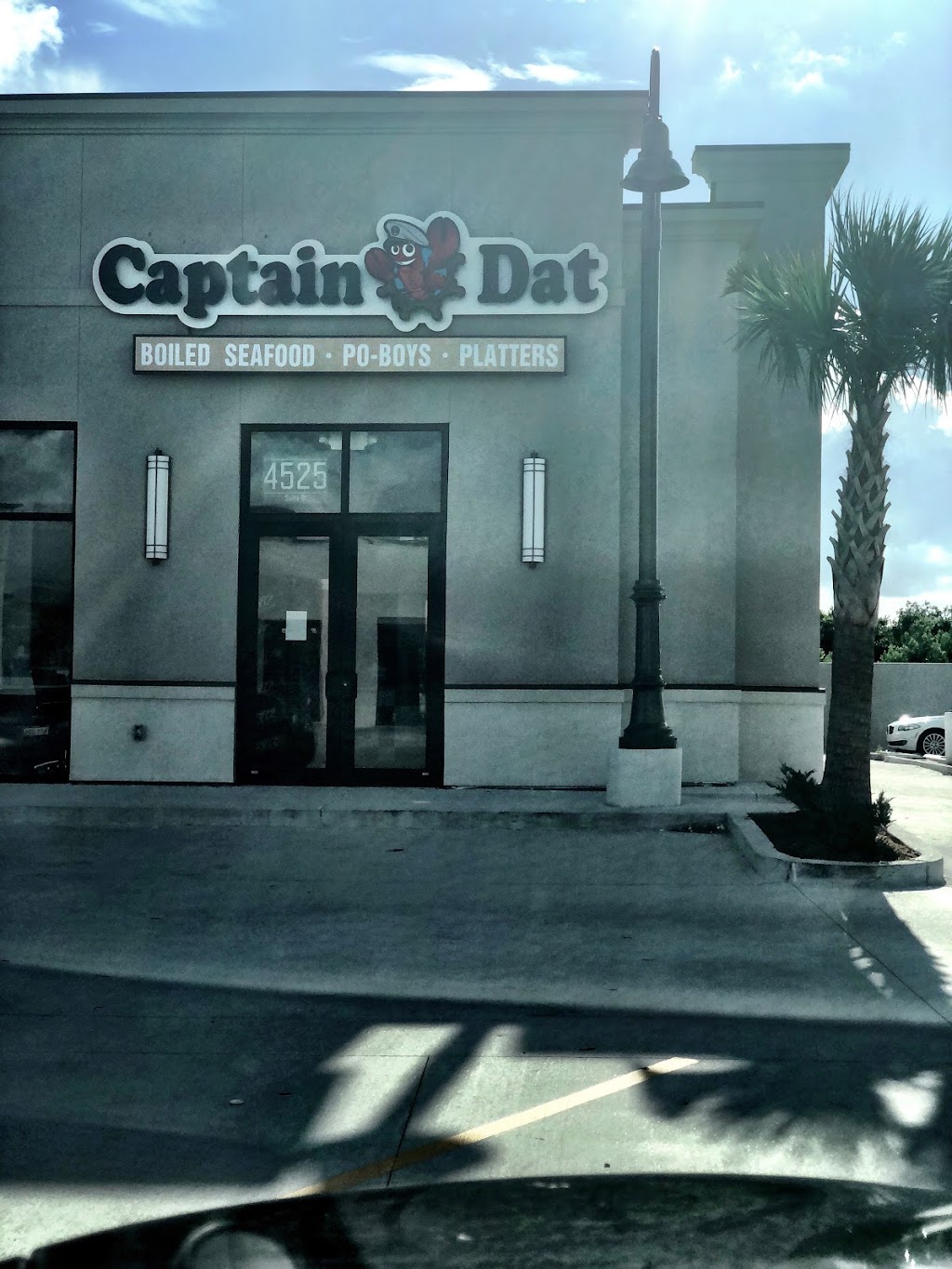 Captain Dat | 4525 Williams Blvd ste b, Kenner, LA 70065, USA | Phone: (504) 470-2192