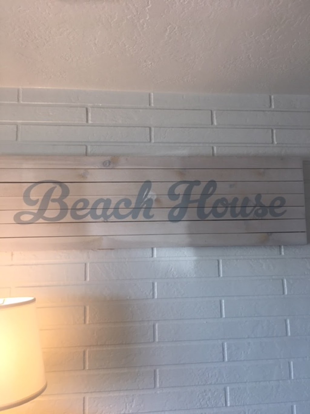 The Beach House - Treasure Island | 12100 Gulf Blvd, Treasure Island, FL 33706, USA | Phone: (727) 360-1153